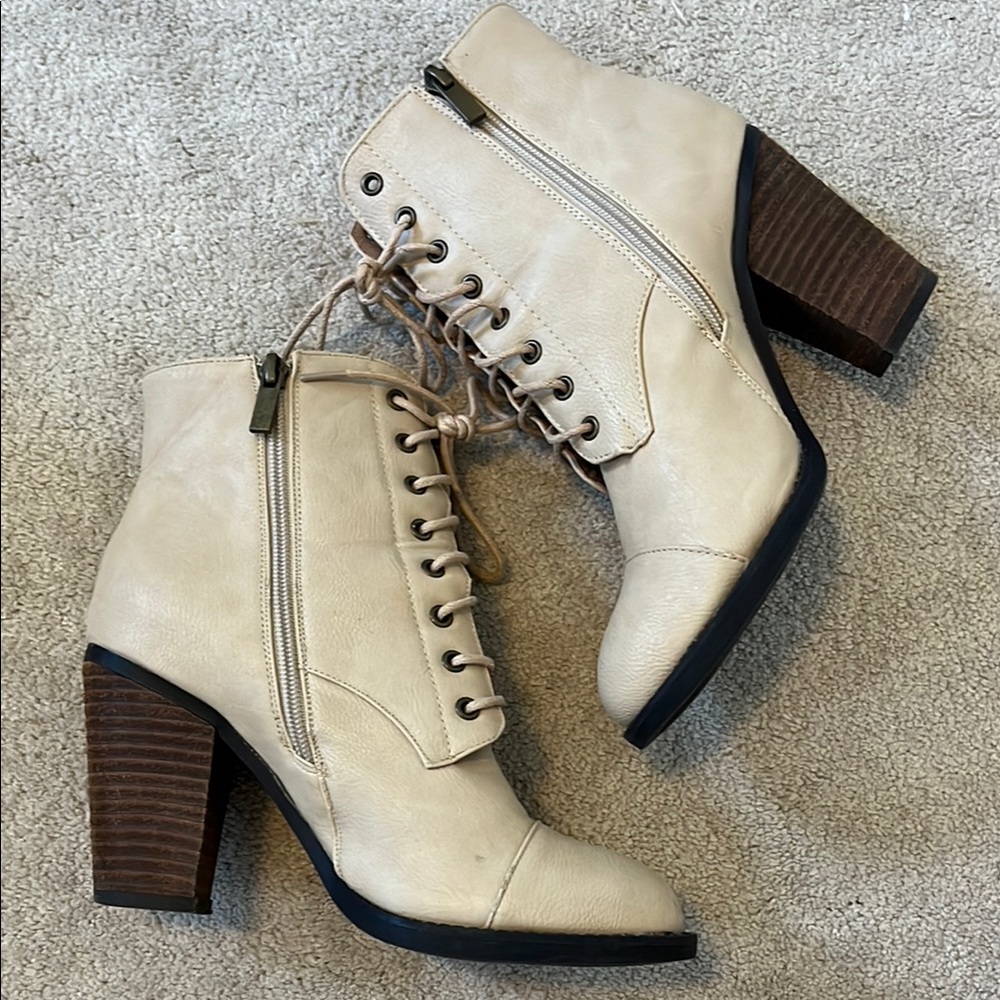 Stylish Cream Boots